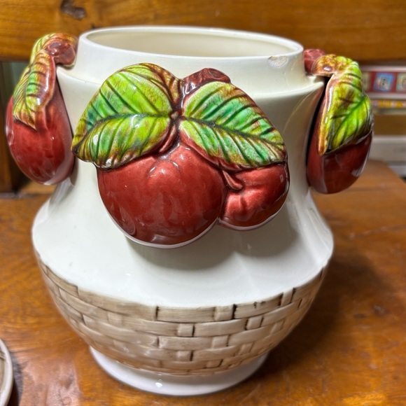 Vintage made in Japan Apple basket ceramic kitchen canister / cookie jar - Picture 8 of 9